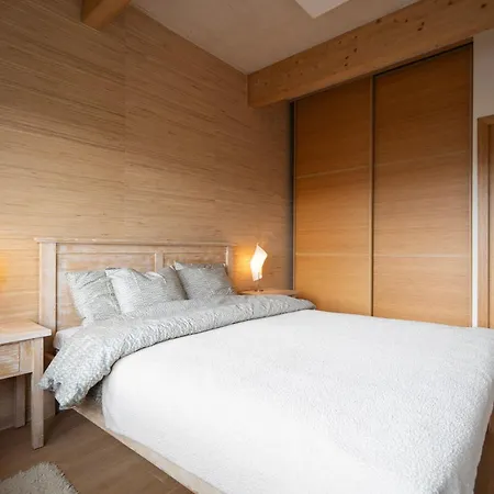 Cozy Seaside With Sauna 아파트 페르누